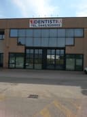 Studio Dentistico Dentistika logo