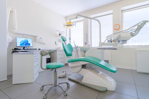 Studio Dentistico Montagna logo