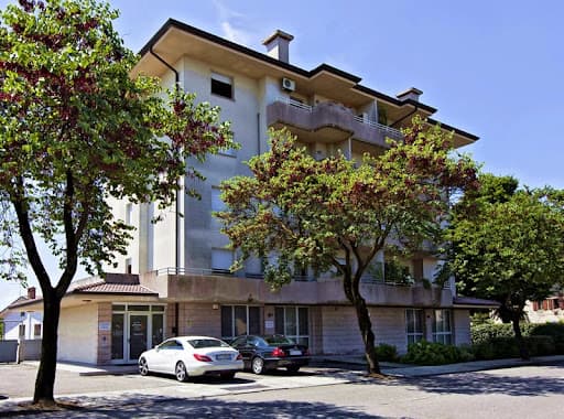 Studio Dentistico Alfamed Srl logo