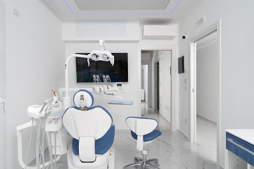 Studio Dentistico Centri Dentistici Caruso Augusta logo