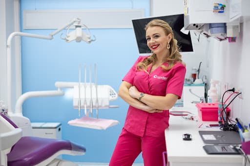 Studio Dentistico CrystalDENT logo