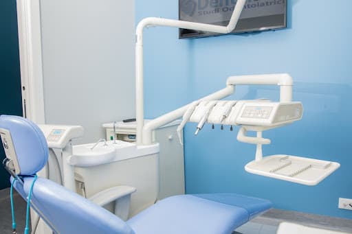 Studio Dentistico Dental One logo