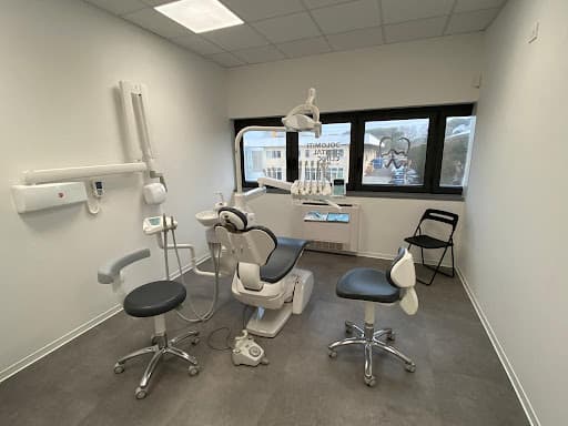 Studio Dentistico Dolomiti Dental Clinic - Mirano logo