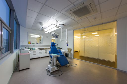 Studio Dentistico Maia Dentis - Dentista - Zahnarzt logo