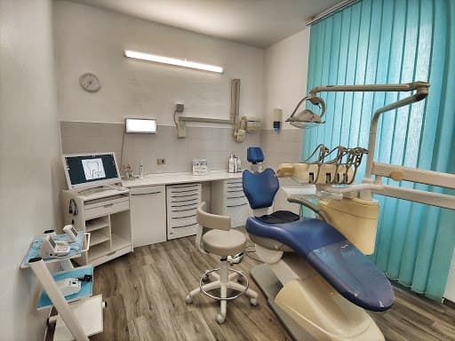 Studio Dentistico Centro Odontoiatrico Marcovaldi logo