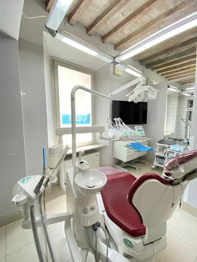 Studio Dentistico Odontoiatria Savi logo
