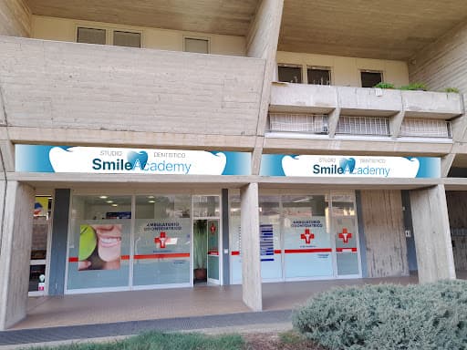 Studio Dentistico Smile Academy Srl logo