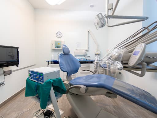 Studio Dentistico Firinu logo