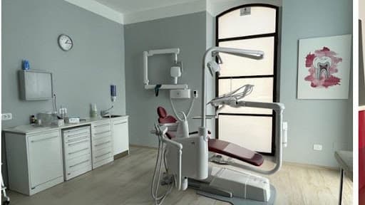 Studio Dentistico Studio Odontoiatrico Quaranta logo