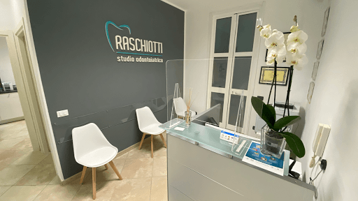 Studio Dentistico Studio Odontoiatrico Raschiotti logo