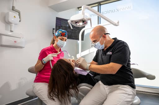 Studio Dentistico Unica Clinica Dentale Cuneo logo