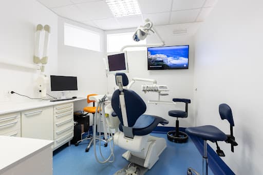 Studio Dentistico Novadent logo