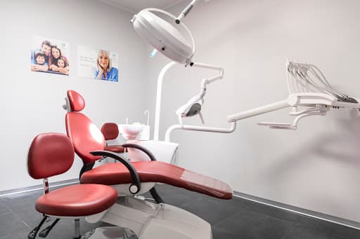 Studio Dentistico Dentisti di Famiglia logo