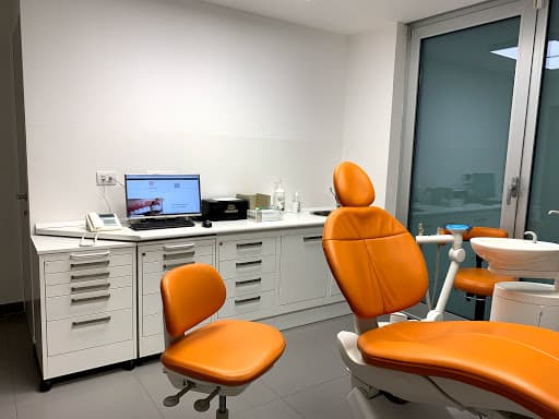 Studio Dentistico Odontoiatria Romanelli logo