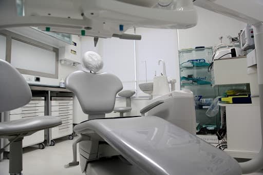 Studio Dentistico Studio Bacchiocchi logo