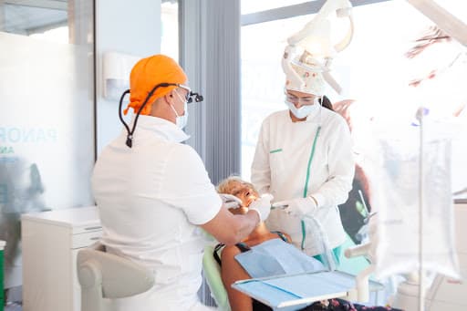 Studio Dentistico Dental Clinique Pisa logo