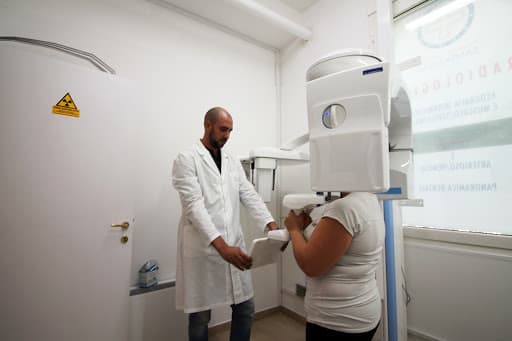 Studio Dentistico Poliambulatorio Santa Lucia logo