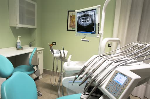 Studio Dentistico Dr. Messina logo