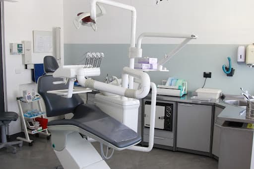 Studio Dentistico Linea Azzurra di Mazza Salvatore logo