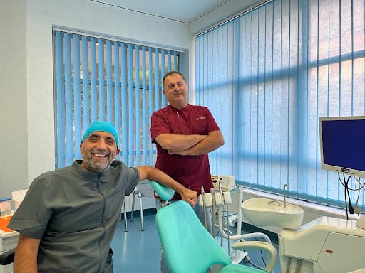 Studio Dentistico Del Gaudio logo