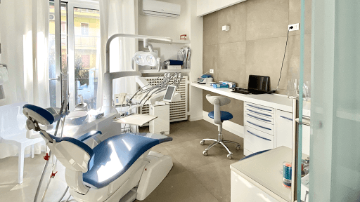 Studio Dentistico Madaro Studi Dentistici logo