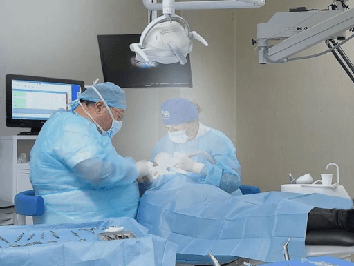 Studio Dentistico Professore Ugo Covani Camaiore logo