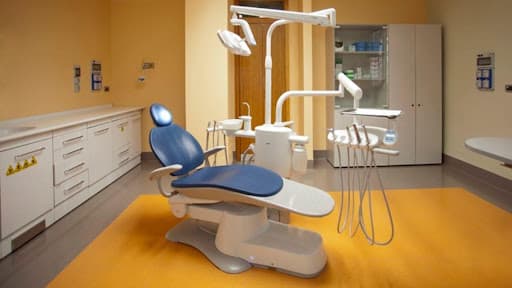 Studio Dentistico Dental Unit logo