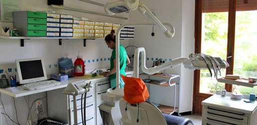 Studio Dentistico Mugnaini Dott. Marco logo