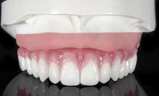 Studio Dentistico Burg Dental logo