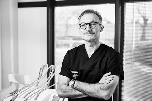 Studio Dentistico STUDIO GADDONI & PARTNERS logo