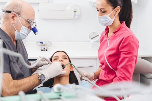 Studio Dentistico Ferrarini logo