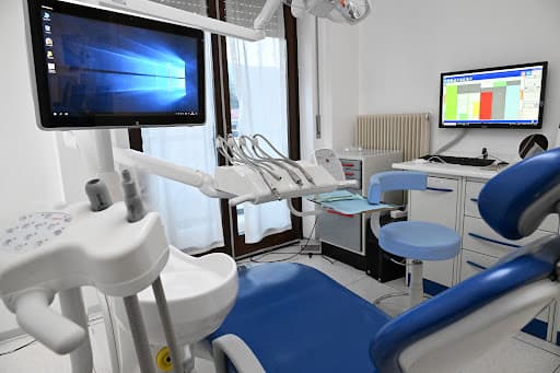 Studio Dentistico Dott. Andrea Favaro logo