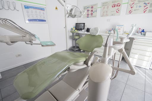 Studio Dentistico Dr. Andrea e Dr. Marco logo