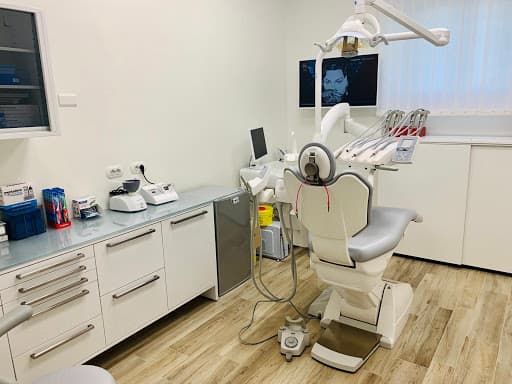 Studio Dentistico Le Ville logo