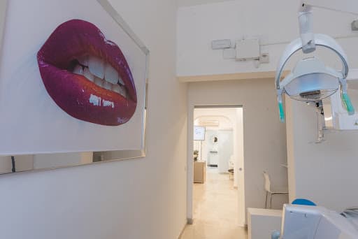 Studio Dentistico Dr. Lenzitti logo