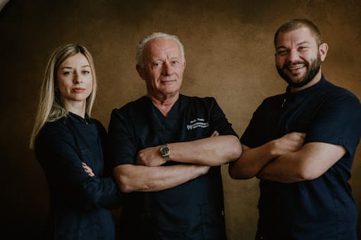 Studio Dentistico Squeo de Villagomez logo