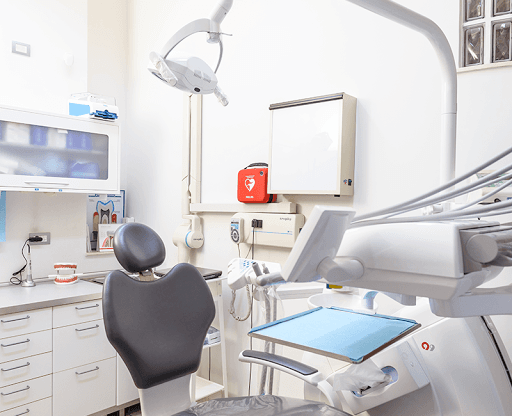 Studio Dentistico Del Vecchio Dr. Gaetano logo