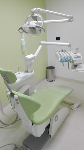Studio Dentistico Dental White logo