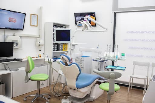 Studio Dentistico Centro Odontoiatrico logo