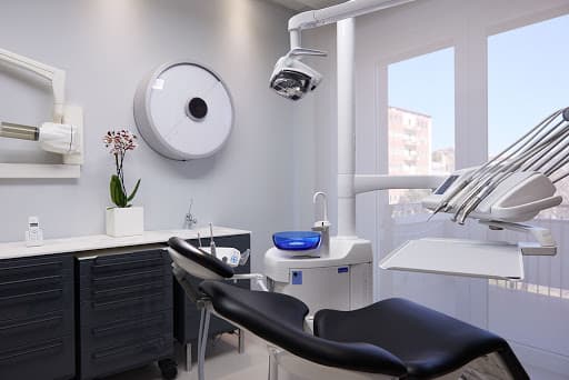 Studio Dentistico Arena e Calvino logo