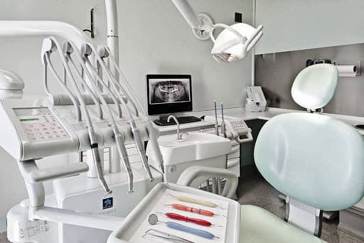 Studio Dentistico Clinica Odontoiatrica Villa logo