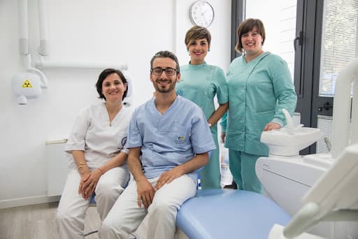 Studio Dentistico Centro Odontoiatrico Micros logo