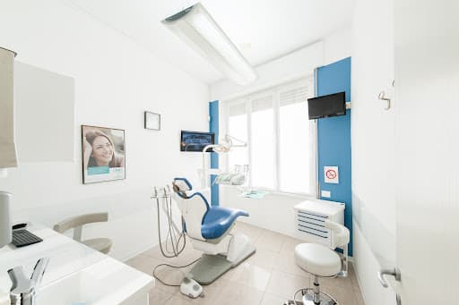 Studio Dentistico Gratosoglio logo