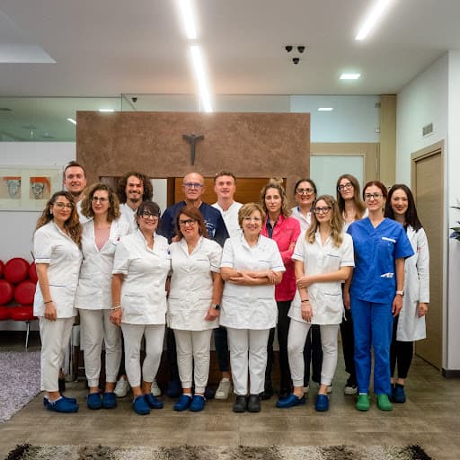 Studio Dentistico Centro Odontoiatrico Figura ( Modica ) logo