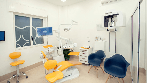 Studio Dentistico Dimodent Studio Dentistico logo