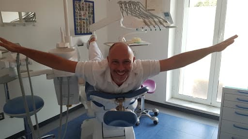 Studio Dentistico Dott. Di Silvestro logo