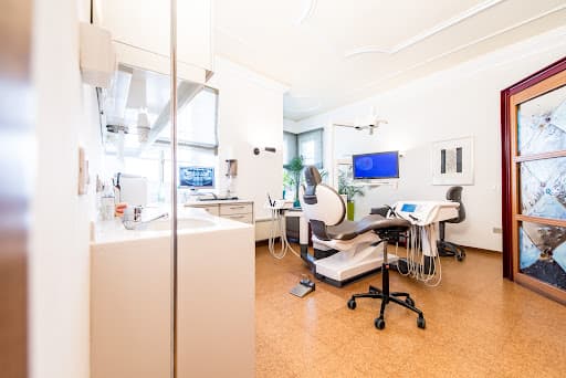 Studio Dentistico Gasser Brunner Dr.ssa Elisabeth logo