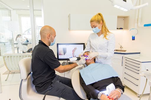 Studio Dentistico Laser Clinic Iaria logo