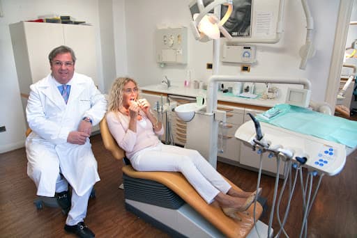 Studio Dentistico Prof. Favero logo