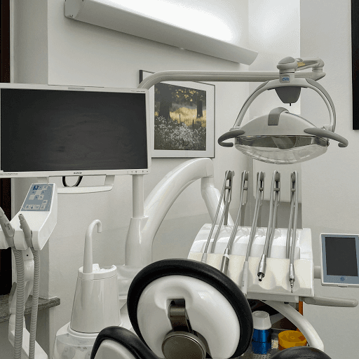 Studio Dentistico Dr. Alberto Mach di Palmstein logo